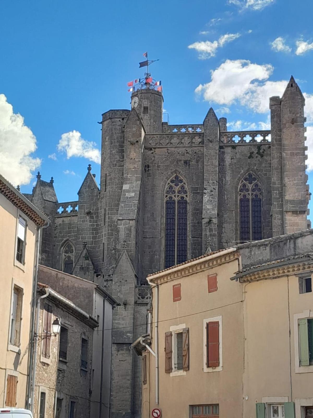 La Pause Sous Le Pin B&B Chambres D'Hotes Capestang Esterno foto