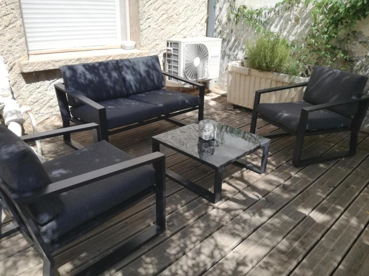 La Pause Sous Le Pin B&B Chambres D'Hotes Capestang Esterno foto